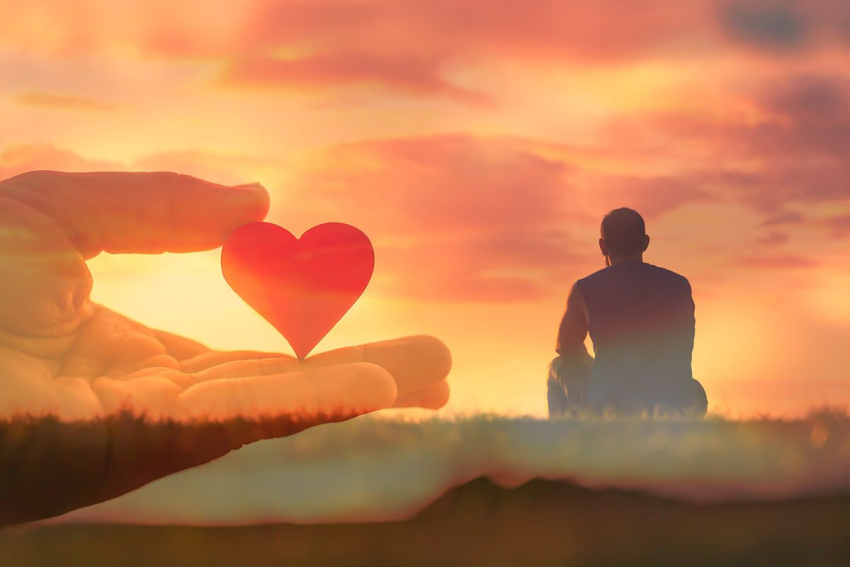 No puedes dar a otros lo que no tienes, ámate a ti mismo