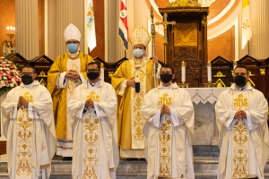 Arquidiócesis celebra ordenación de cuatro nuevos presbíteros