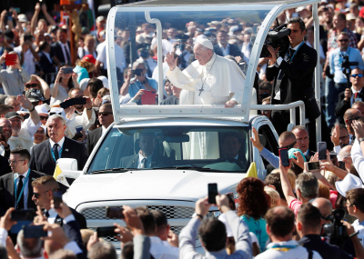 Catequesis del Papa: &quot;Amor y heroísmo para hacer grande la vida&quot;