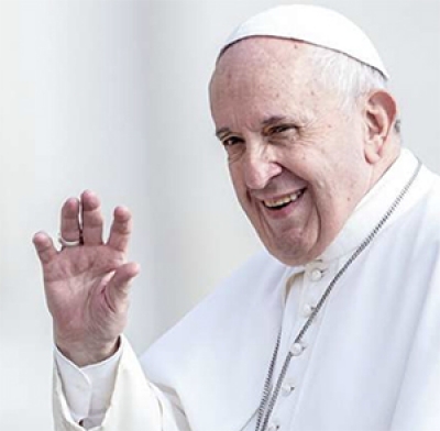 El Papa reza por los profesores y estudiantes