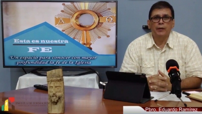 Escuela por internet anima la formación en Limón