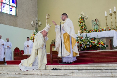 “Antes de actuar y de servir, ora siempre”