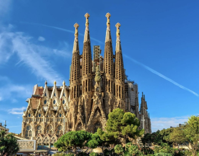 Un encuentro en la Bas&iacute;lica de la Sagrada Familia