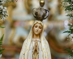 La solicitud más vehemente de la Virgen en Fátima es la penitencia y el rezo del Santo Rosario.