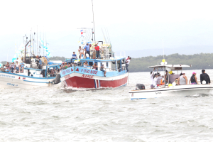 En Puntarenas, los pescadores se encomiendan a la Virgen del Mar.