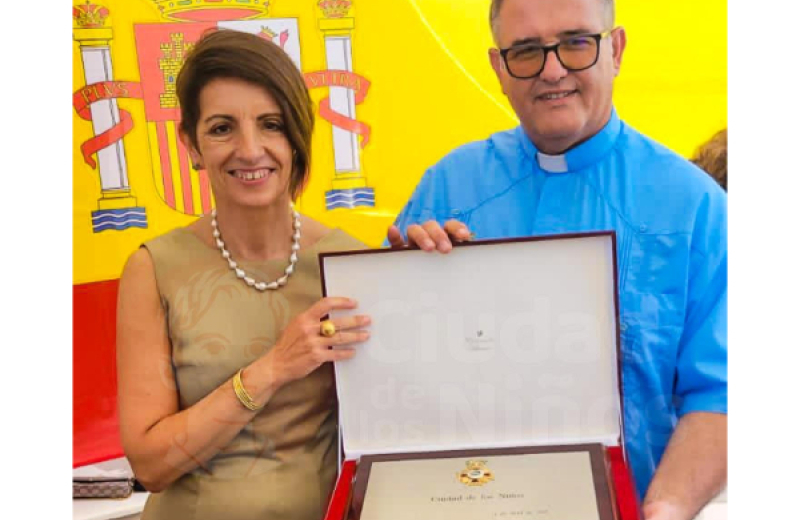 Ciudad de los Niños recibe Orden de Isabel la Católica