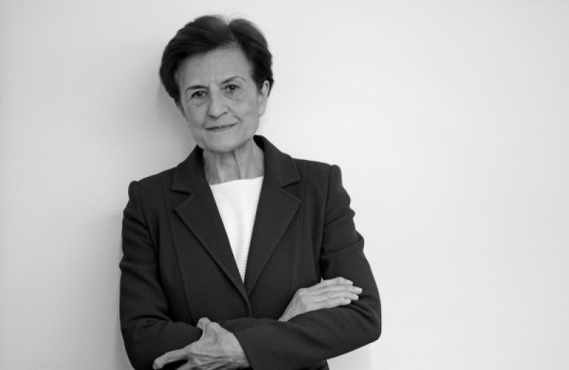 Diálogo entre filósofas y un Orientador Familiar y Educativo
