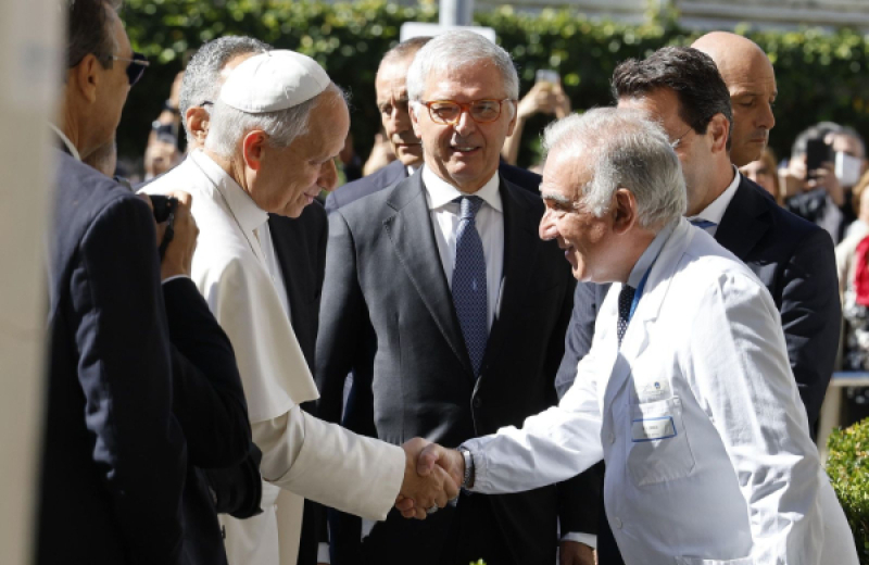 El Papa retoma agenda tras cirugía por nódulo pulmonar cancerígeno