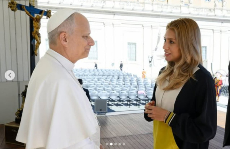 La deportista costarricense Noelia Vargas recibió la bendición del Papa León XIV