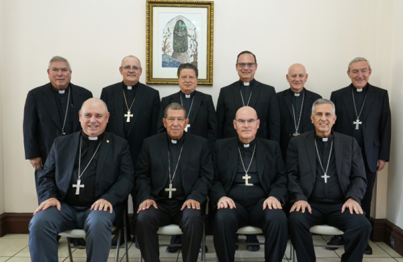 Obispos del país: "Procuremos lo que favorece la paz"