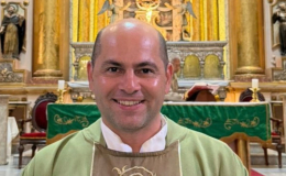 “Creemos en la Biblia porque confiamos  en la Iglesia que nos la entregó”
