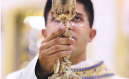 Milagros Eucarísticos: presencia real y visible de Cristo